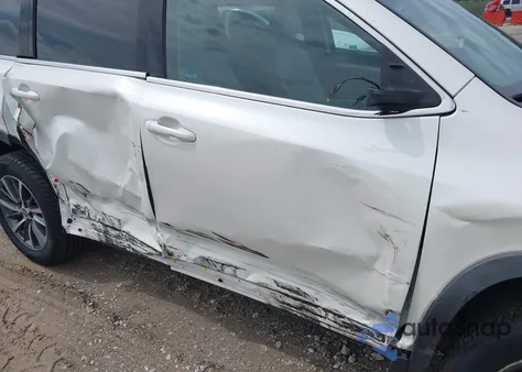 2019 Toyota Highlander Xle from USA, damaged, VIN 5TDKZRFH2KS367207